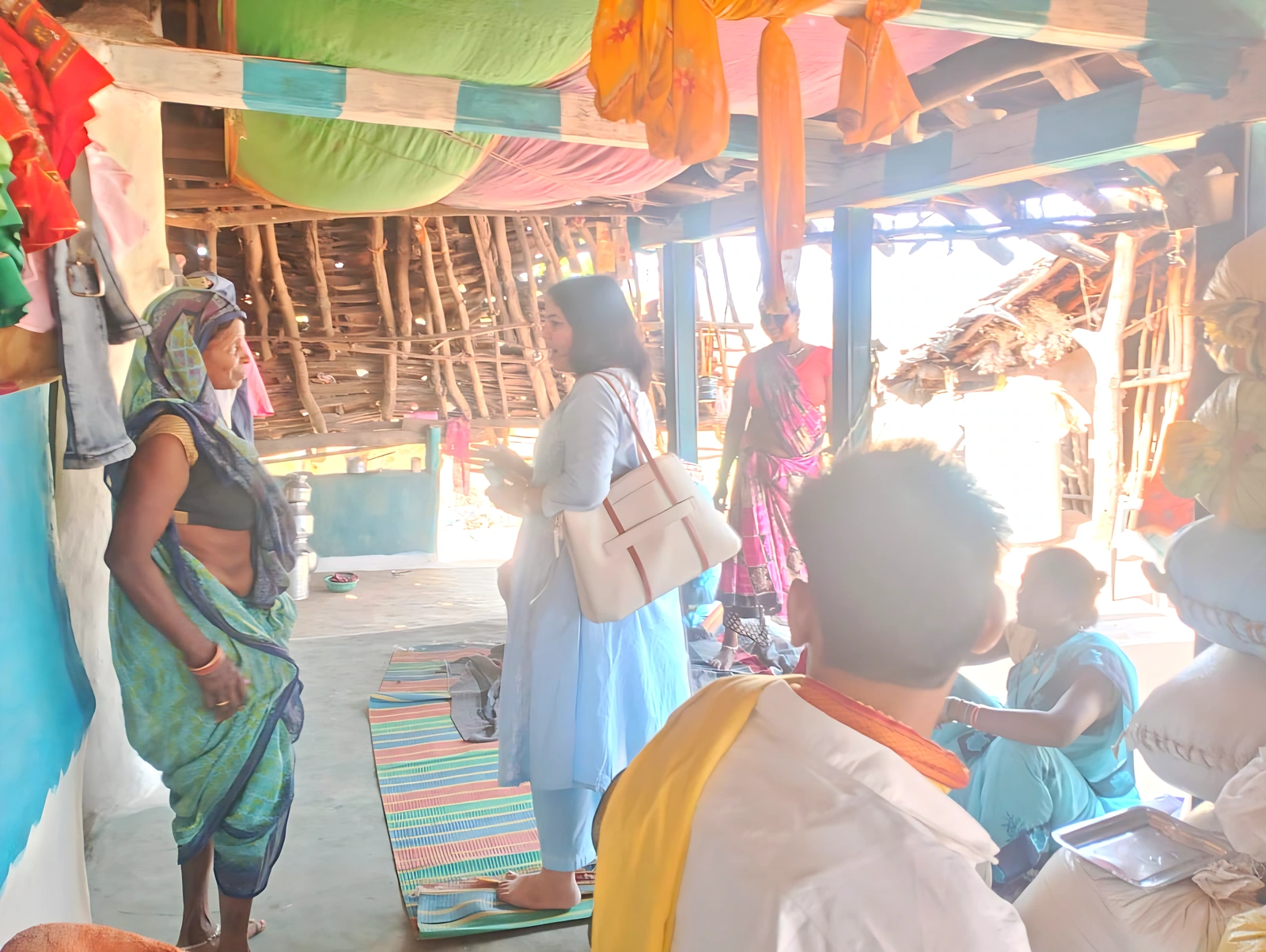 Image accompanying the report: Sewa Nyaya Utthan Opens Grocery Shop for Tribal Woman Who Lost Husband in Communal Hate